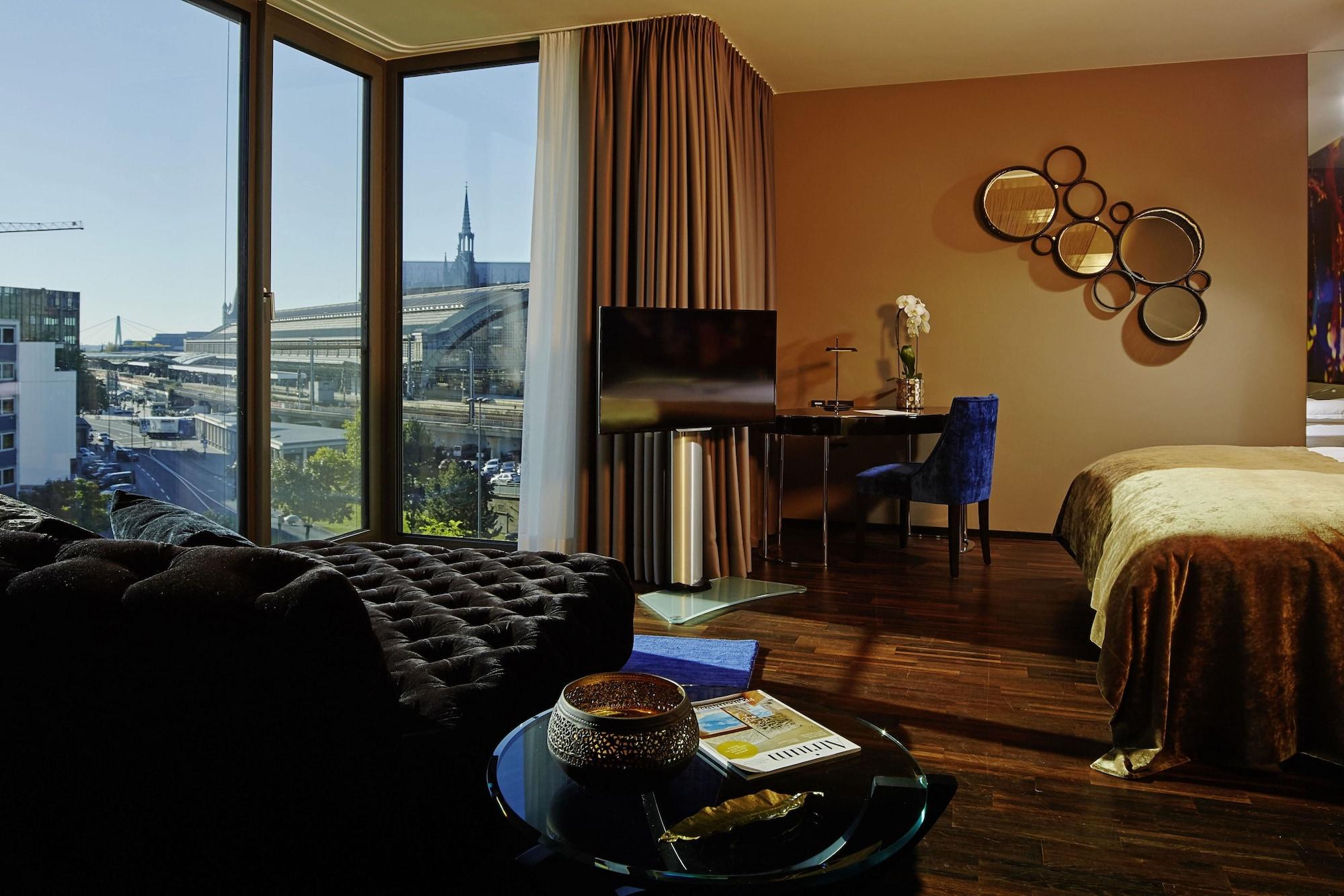 Savoy Hotel โคโลญ ภายนอก รูปภาพ