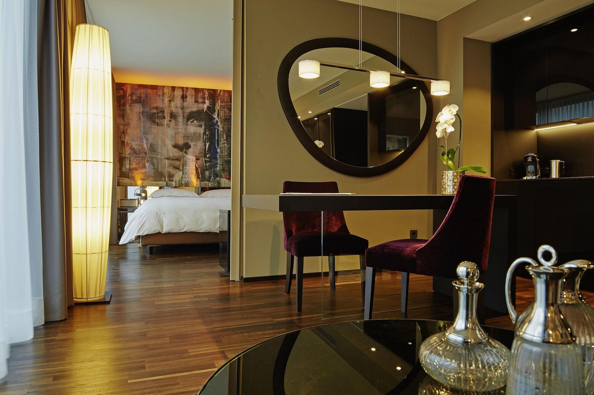 Savoy Hotel โคโลญ ภายนอก รูปภาพ