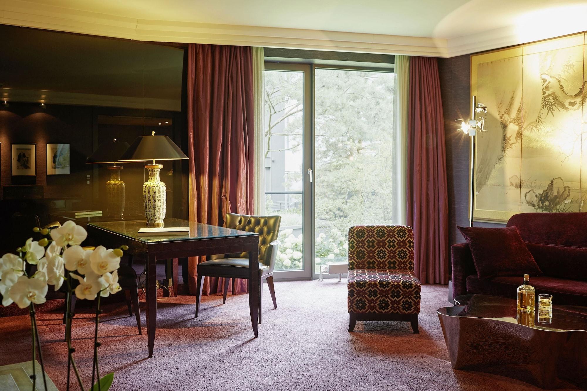 Savoy Hotel โคโลญ ภายนอก รูปภาพ